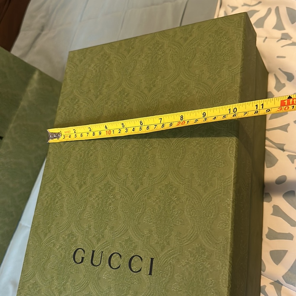 Gucci shoes box with shopping bag - Picture 4 of 6